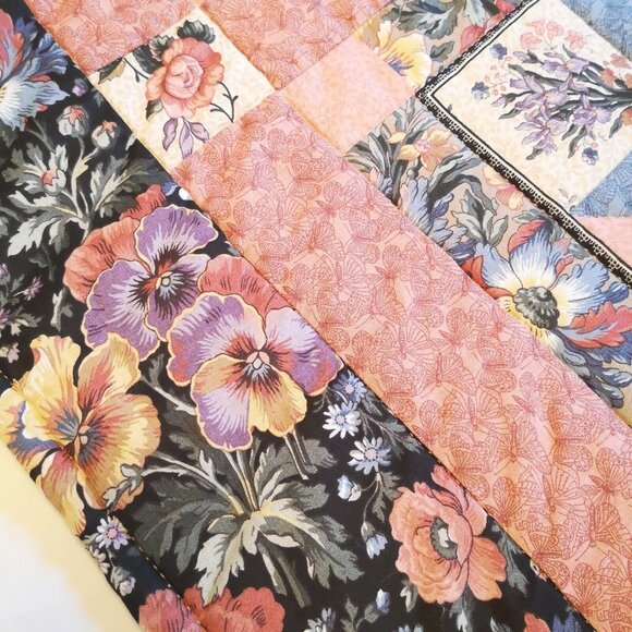 Handmade Lap Quilt Quilted Tablecloths Quilted Couch Throw Pink Poppies Pansies - Picture 3 of 8